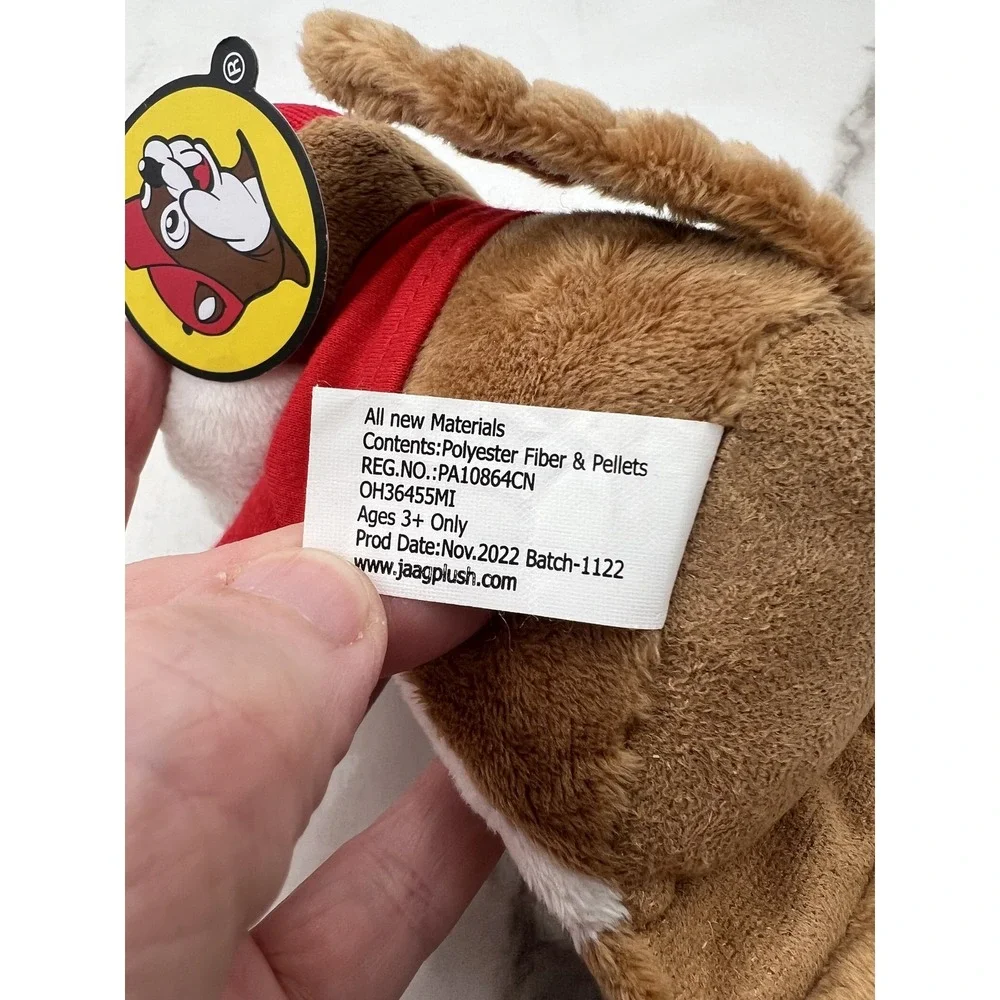 Buc-ee's Beaver Plush Cell Phone Holder Stand Jaag Red Hat T-Shirt Texas Mascot
